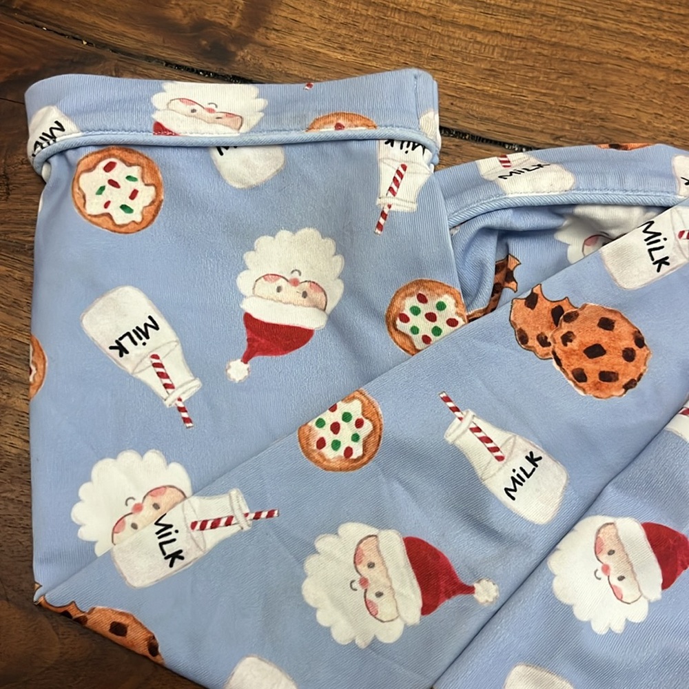 Little Bear Smocks 2T Milk and Cookies Pajama Set - Picture 2 of 7